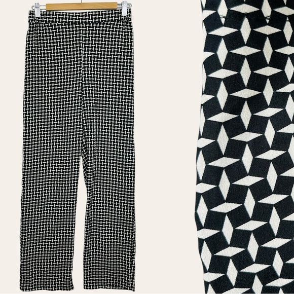 Christian Siriano Pants - Christian Siriano Runway Patterned Lightweight Elastic Pull On Straight Pants